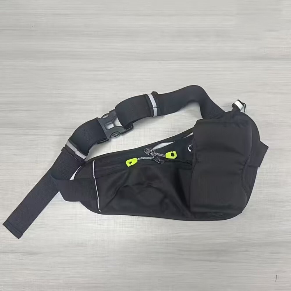 NWT Adjustable Waist Belt Bag Water Bottle Holder